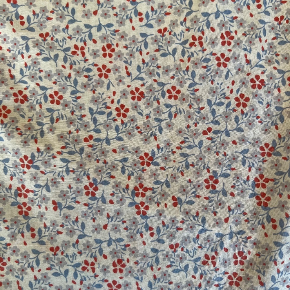 Benetton Floral Button Down - Picture 2 of 3